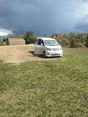 Toyota Alphard Cars for Hire/Rent.