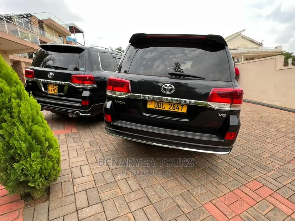 Landcruiser V8 Car for Hire-Rent