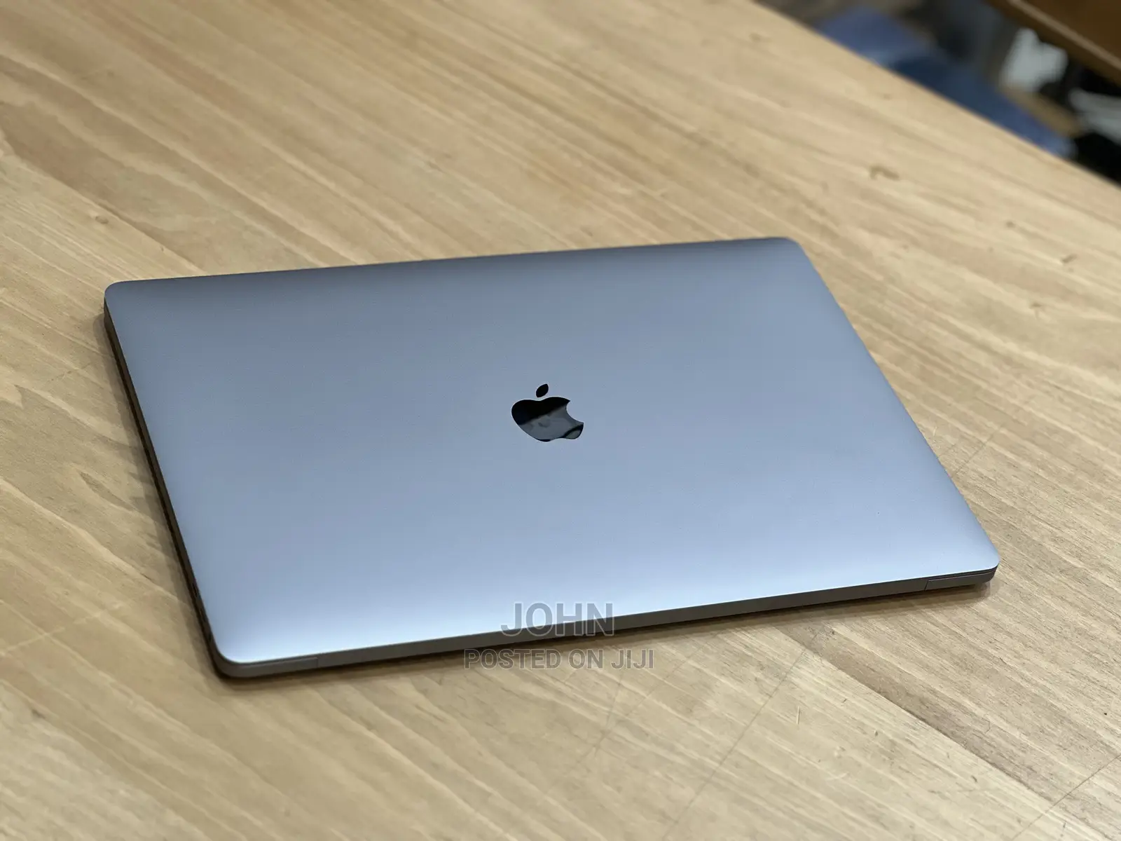 New Laptop Apple MacBook Pro 2019 16GB Intel Core I9 SSHD (Hybrid) 1T