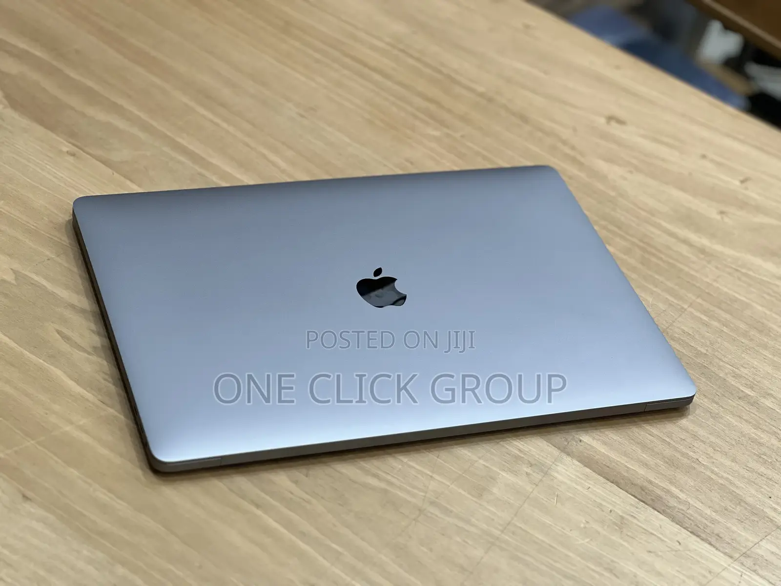 New Laptop Apple MacBook Pro 2019 16GB Intel Core I9 SSHD (Hybrid) 1T