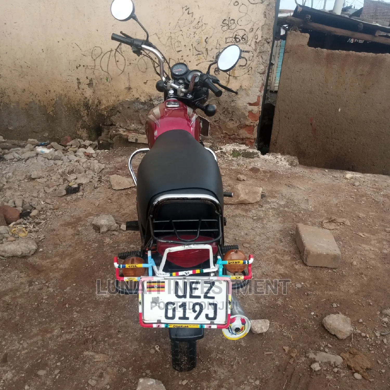 New Bajaj Boxer 2020 Pink