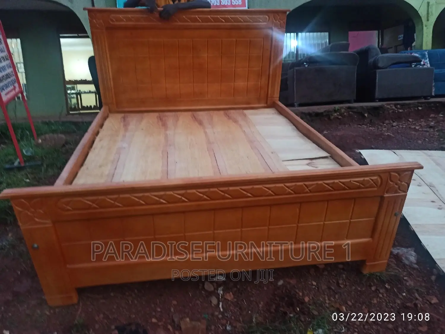 Bed on Sale 5*6ft