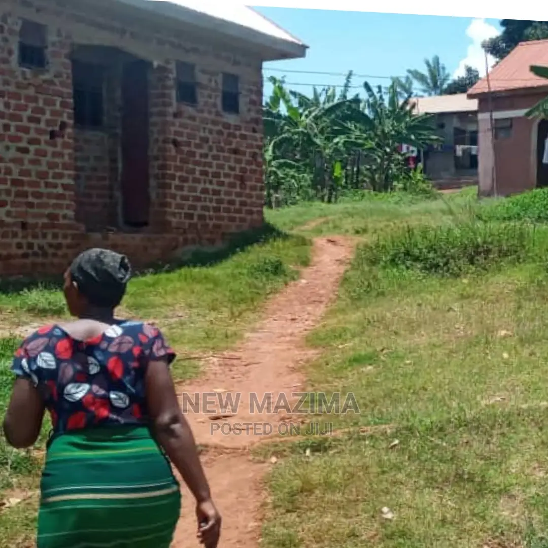Strategic Plot 4self Contained Rentals Onsale Namasuba Ndeje