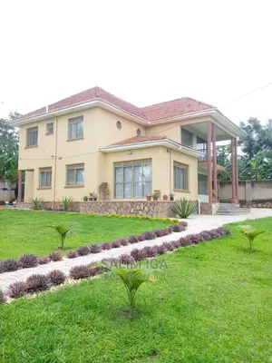 5bdrm Duplex in Kololo Property, Central Division for Rent
