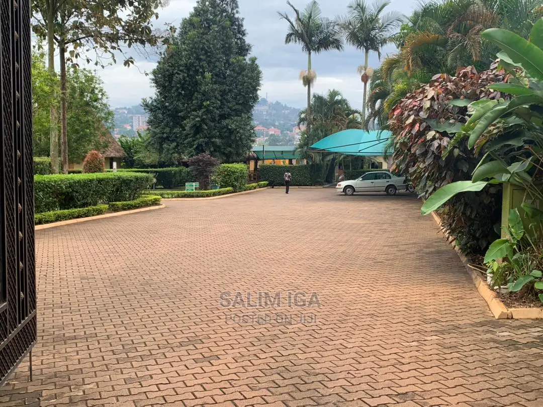 10bdrm Mansion in Kololo Property, Central Division for Rent