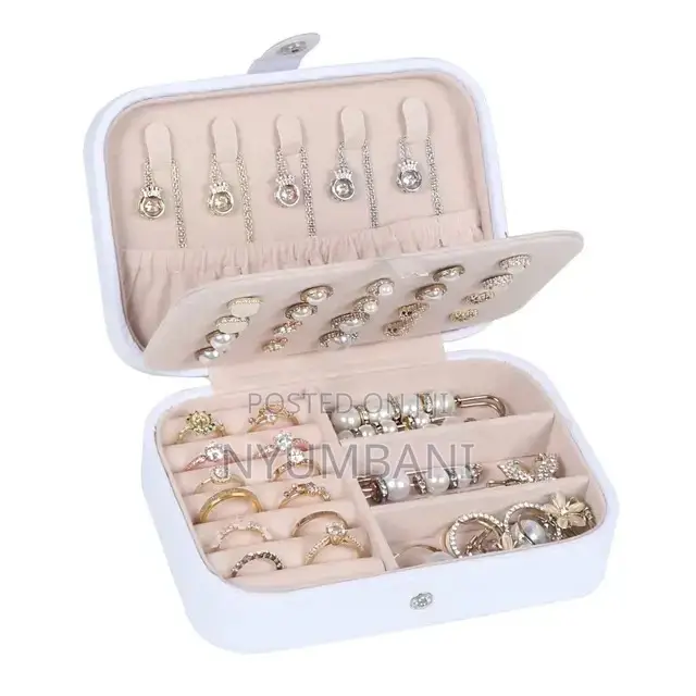 Ear Rings and Necklaces Leather Box