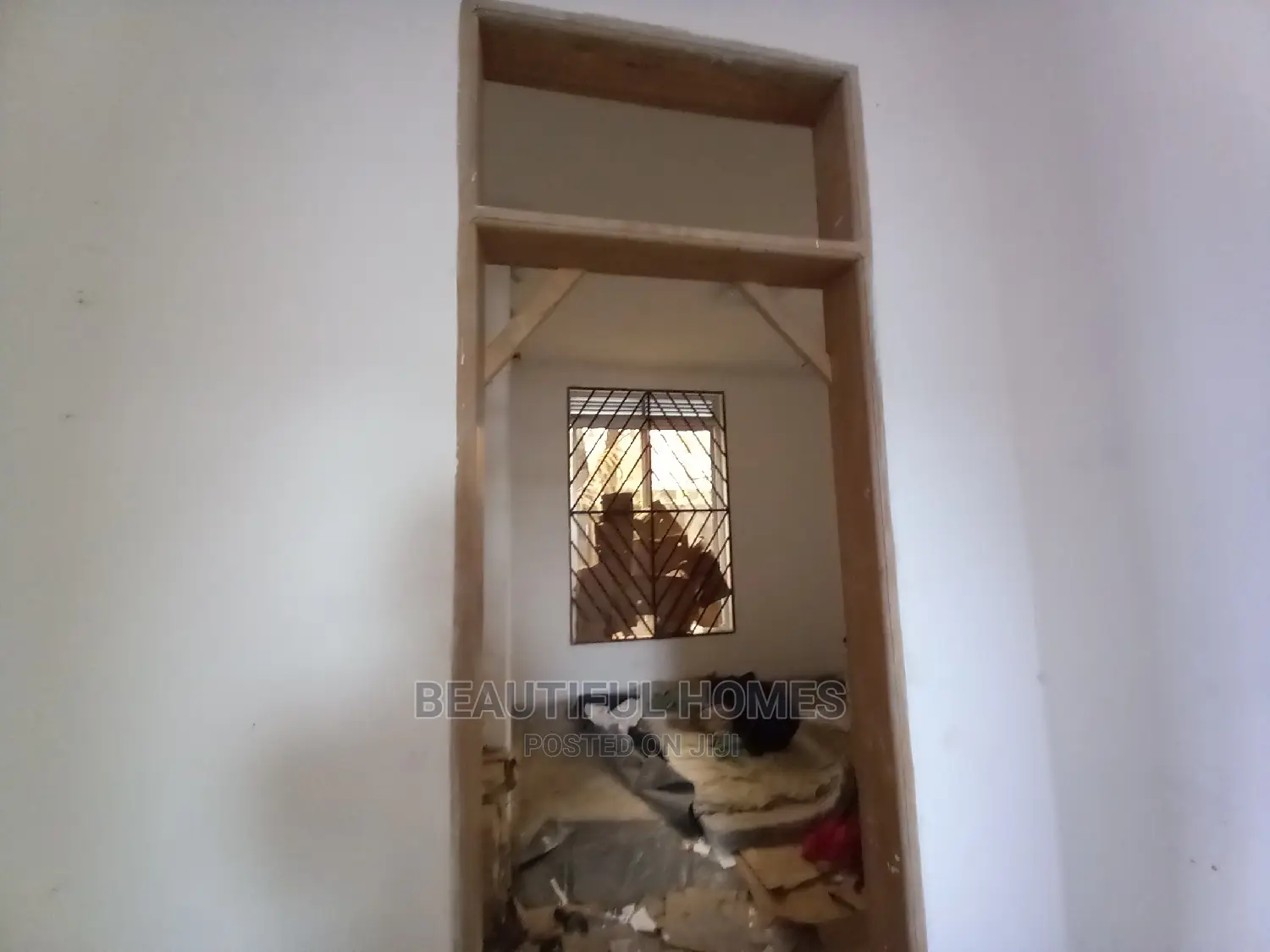 Furnished 4bdrm Mansion in Kansanga Near, Central Division for Sale