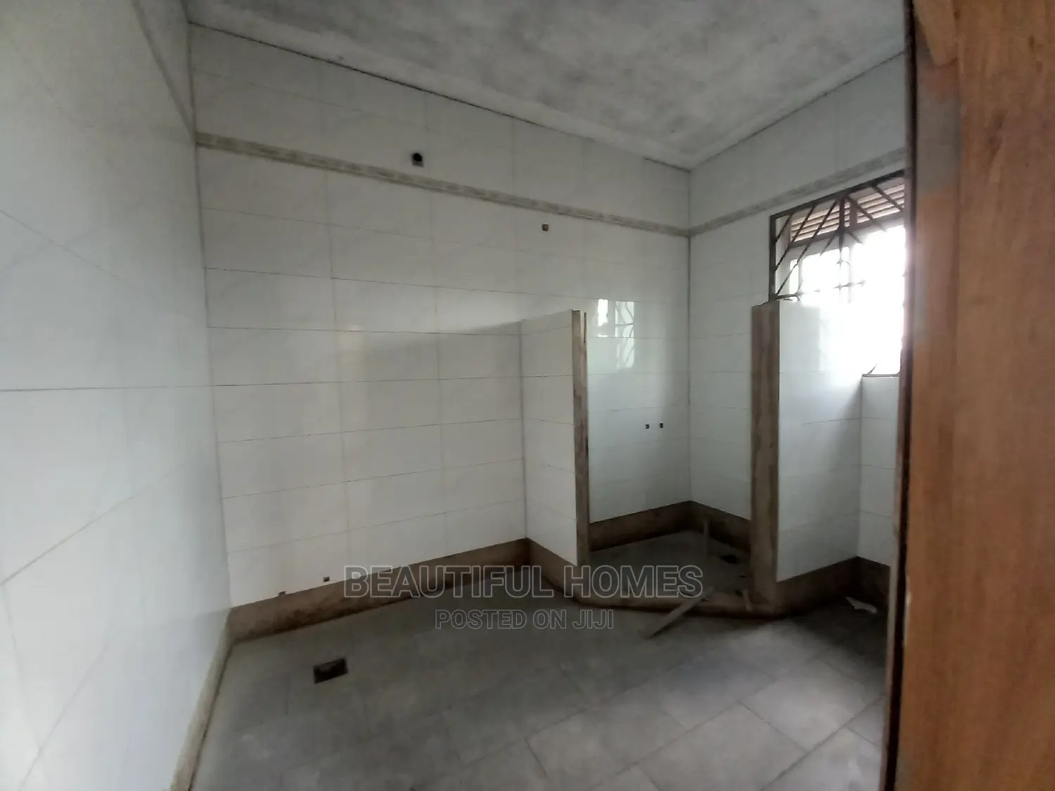 Furnished 4bdrm House in Kansanga Near, Makindye for Sale