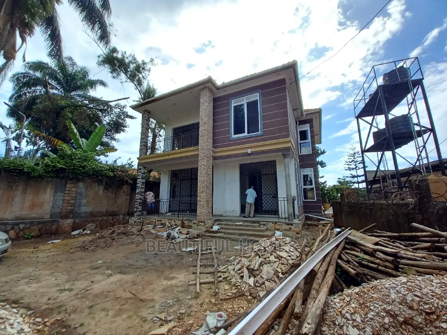 Furnished 4bdrm Mansion in Kansanga Expatriates, Makindye for Sale