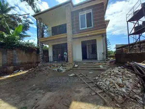 Furnished 4bdrm Duplex in Kansanga Diplomat, Makindye for Sale