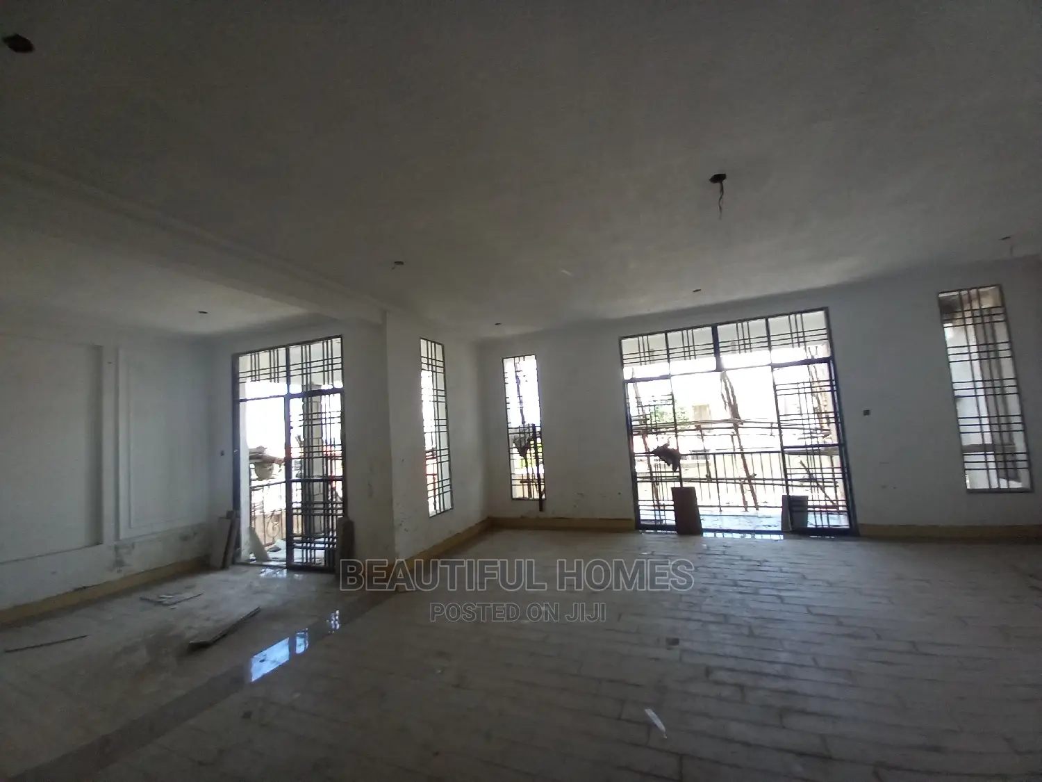 Furnished 7bdrm Mansion in Kigo Serena, Makindye for Sale