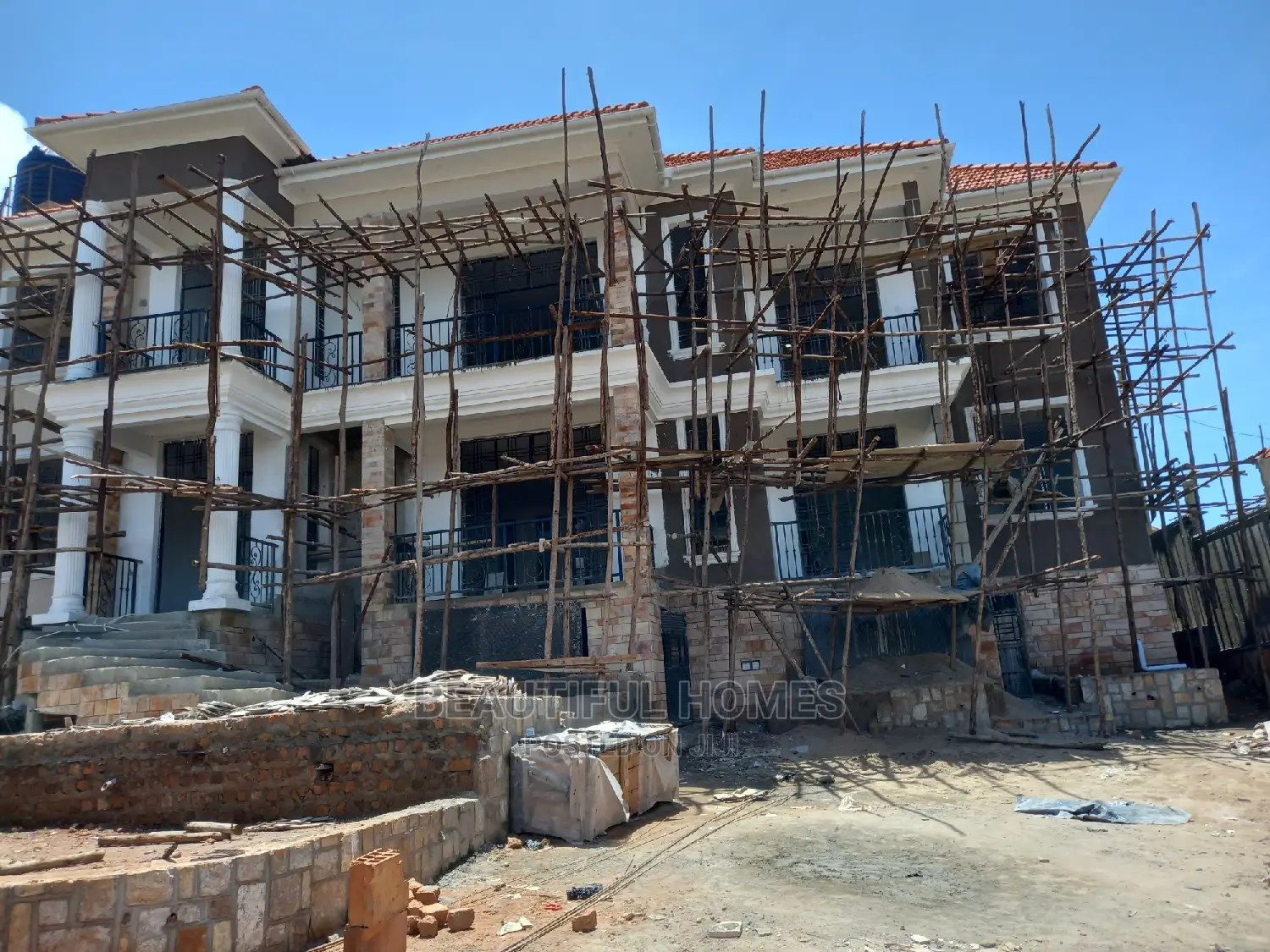 Furnished 7bdrm Mansion in Kigo Rich, Makindye for Sale