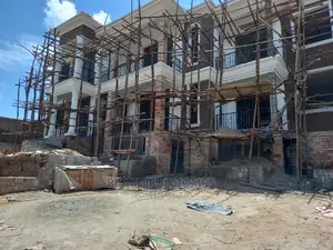 Furnished 7bdrm Mansion in Kigo Lake View, Makindye for Sale