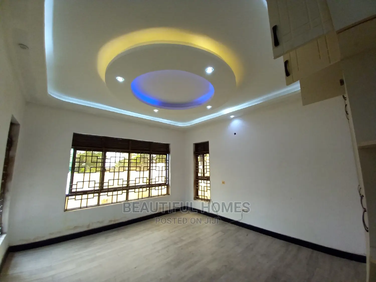 Furnished 4bdrm Bungalow in Kisaasi, Central Division for Sale
