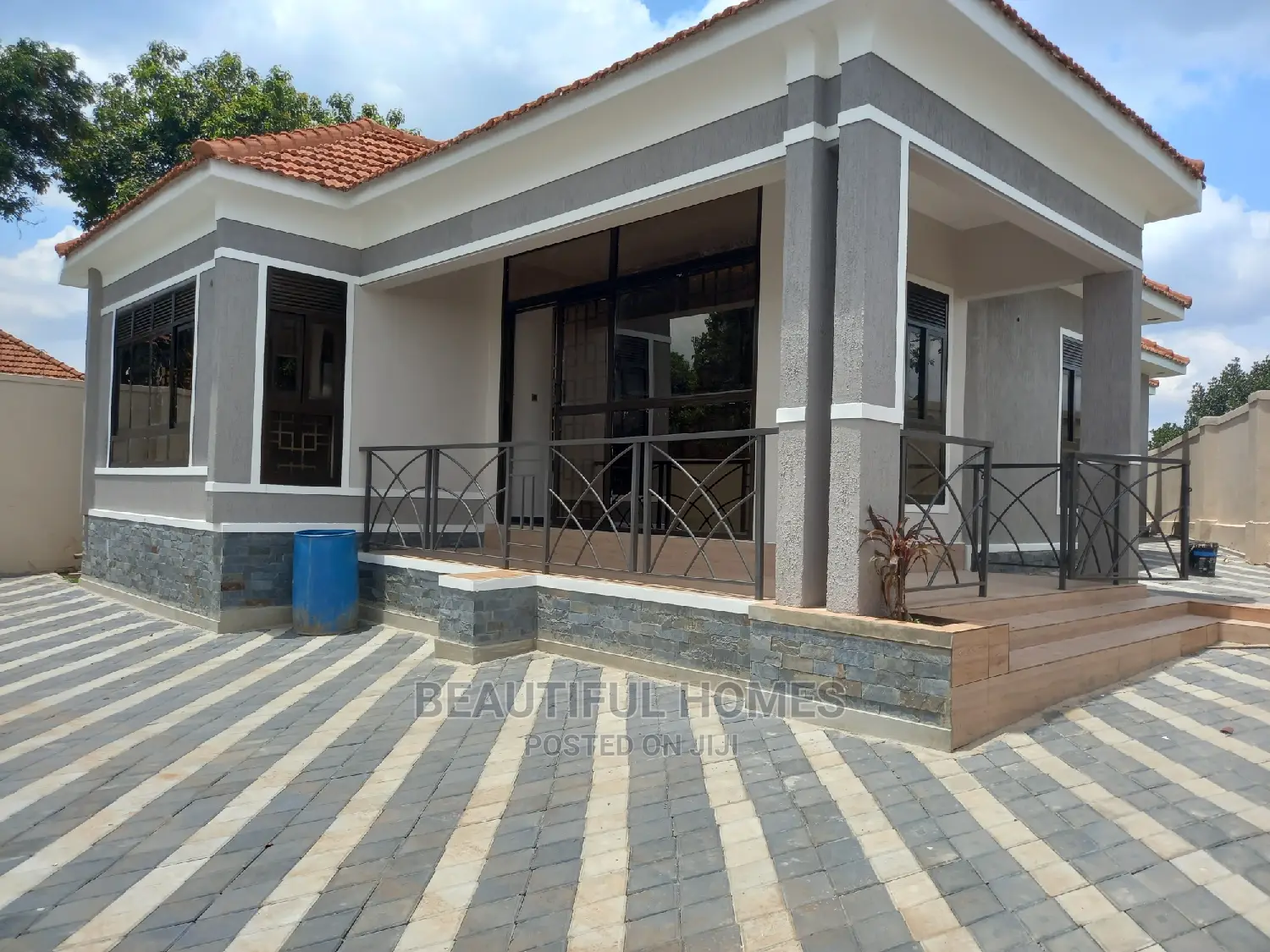 Furnished 4bdrm House in Kisaasi, Central Division for Sale