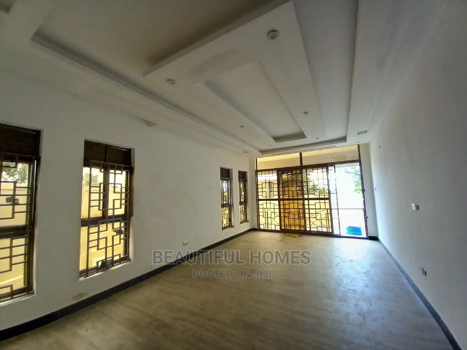 Furnished 4bdrm House in Kisaasi, Central Division for Sale