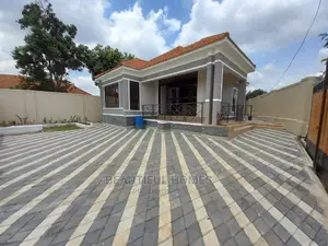 Furnished 4bdrm House in Kisaasi, Central Division for Sale