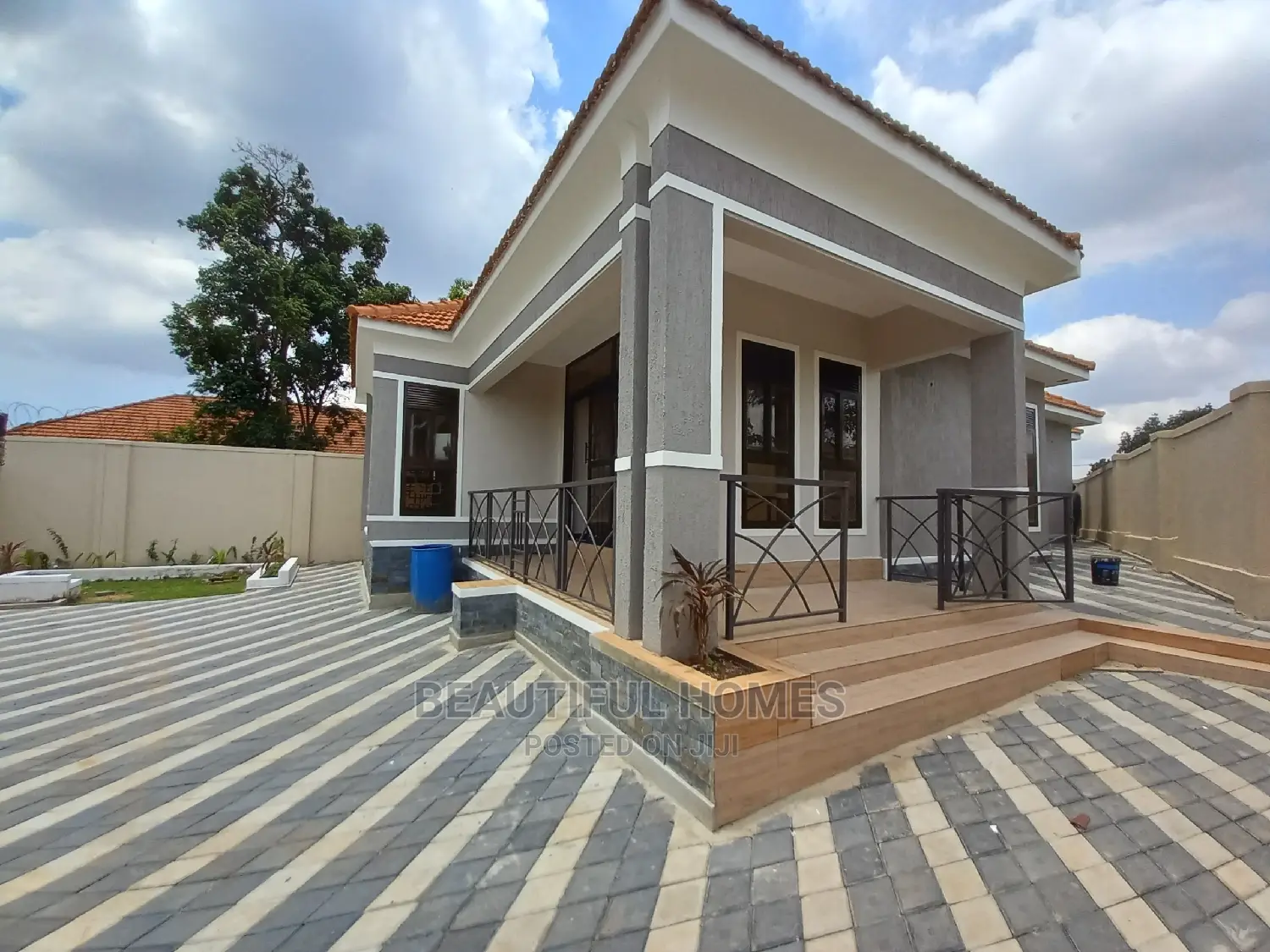 Furnished 4bdrm House in Kisaasi, Central Division for Sale