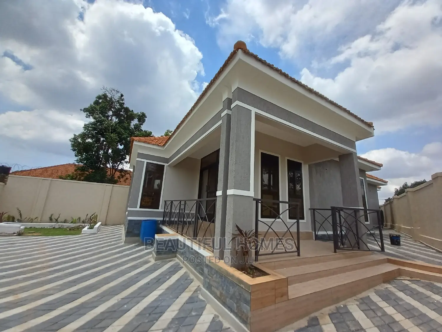 Furnished 4bdrm Bungalow in Kisaasi Corporate, Central Division