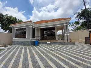 Furnished 4bdrm Bungalow in Kisaasi Corporate, Central Division