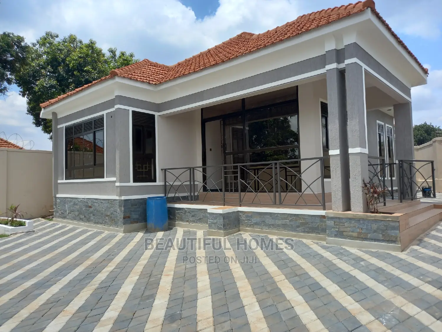 Furnished 4bdrm Bungalow in Kisaasi, Central Division for sale
