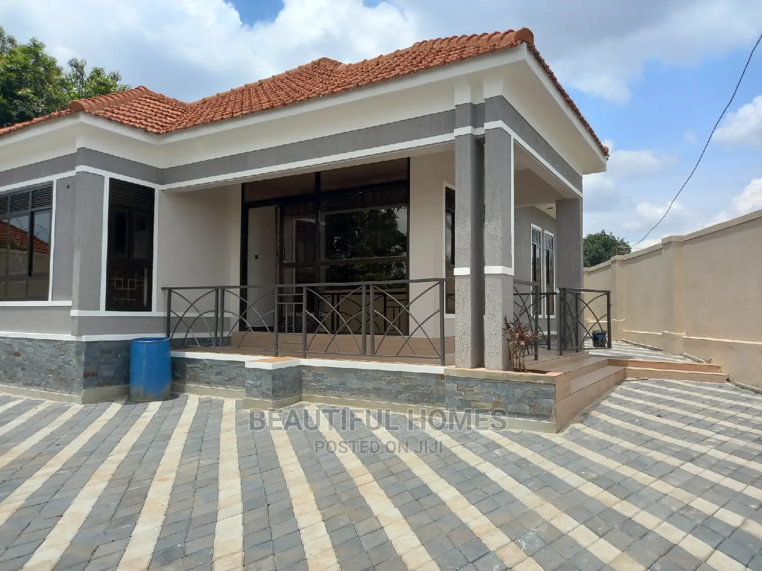 Furnished 4bdrm Bungalow in Kisaasi, Central Division for sale