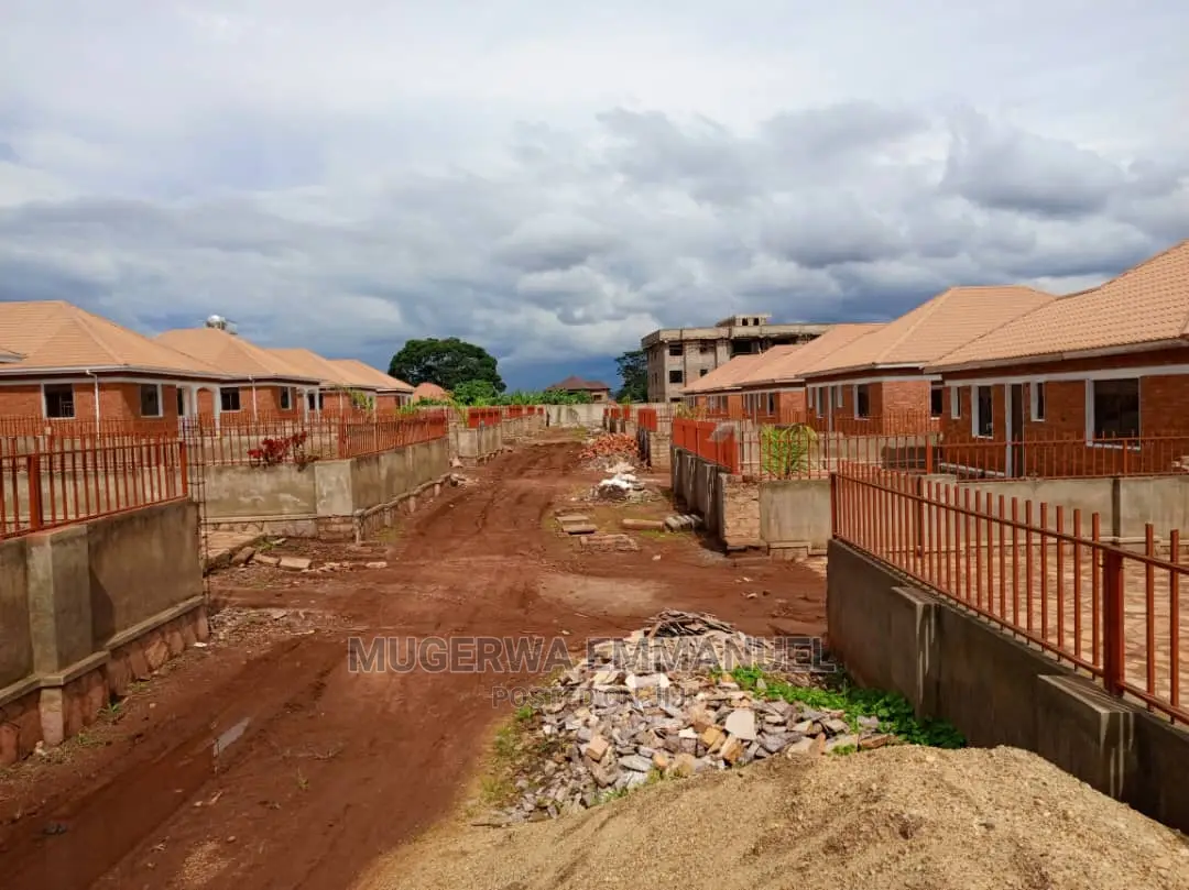 2 Acres of Land With Houses for Sale in Bwerenga Along Entee