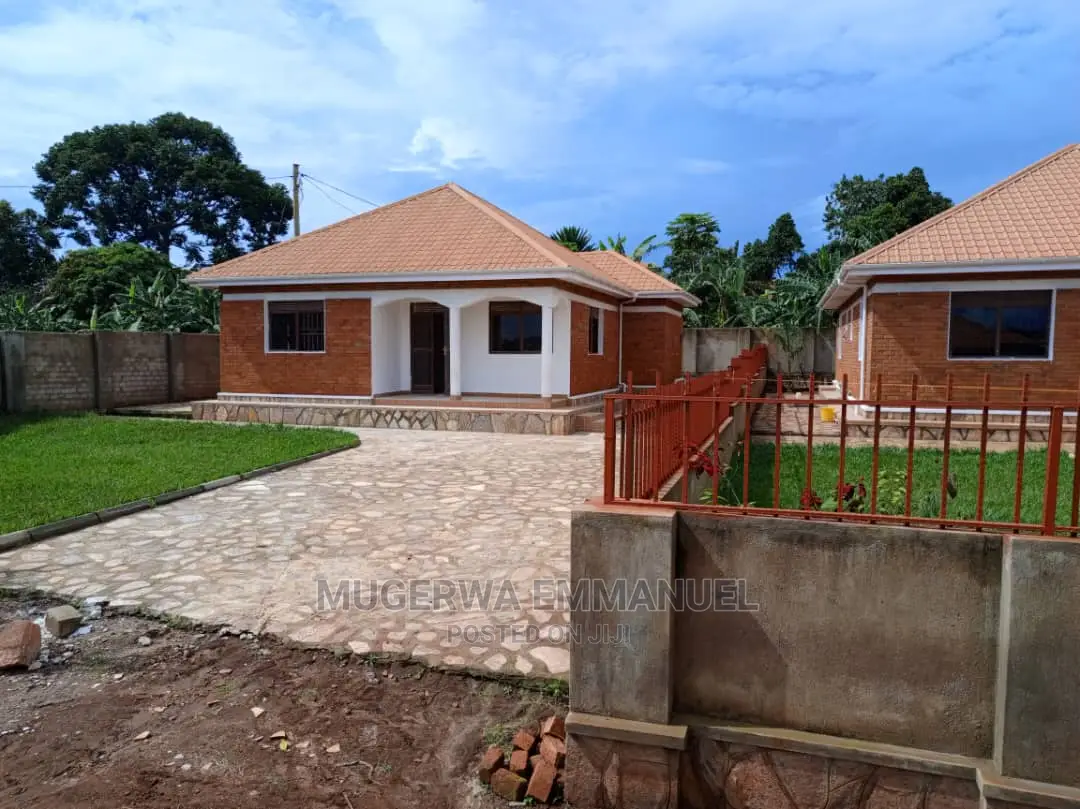 2 Acres of Land With Houses for Sale in Bwerenga Along Entee