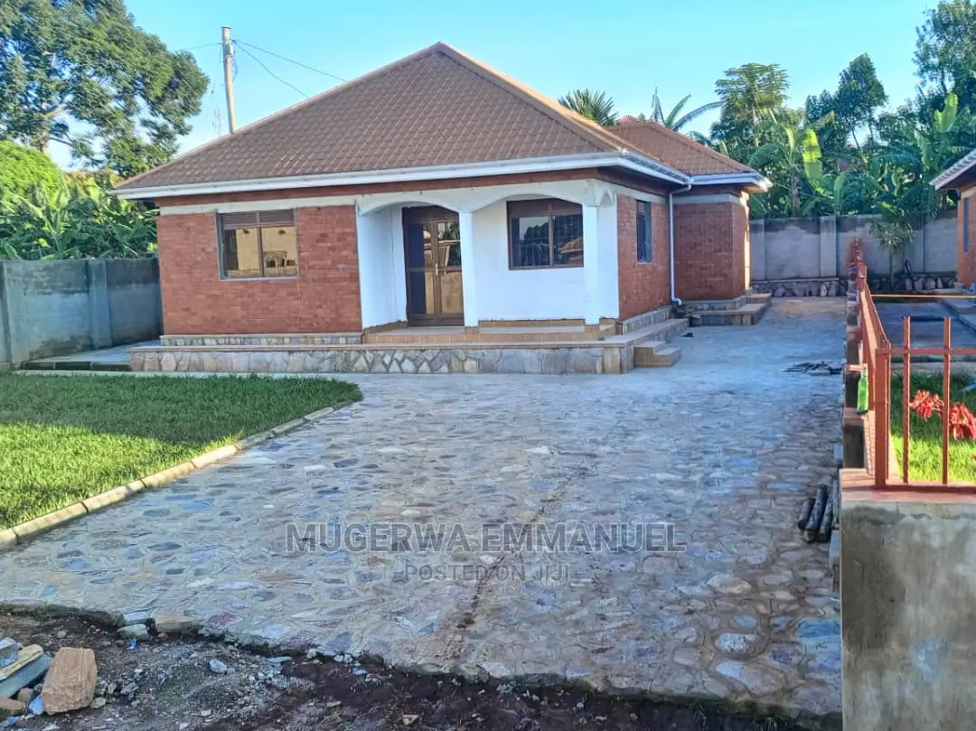 2 Acres of Land With Houses for Sale in Bwerenga Along Entee