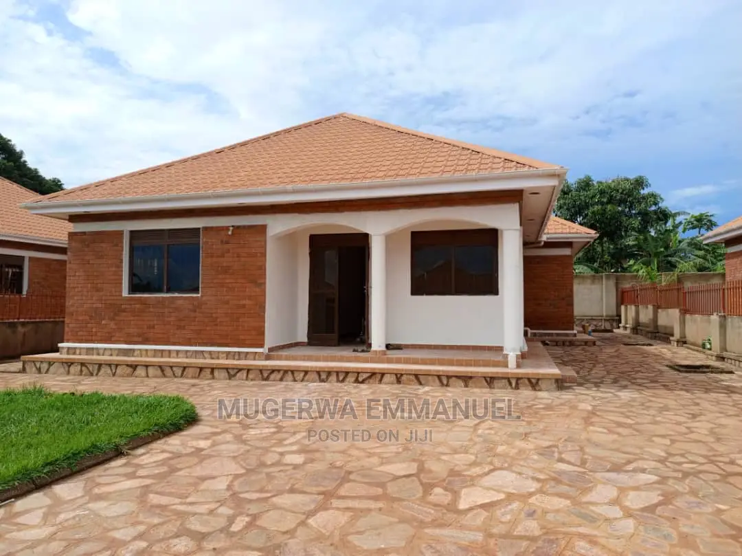2 Acres of Land With Houses for Sale in Bwerenga Along Entee