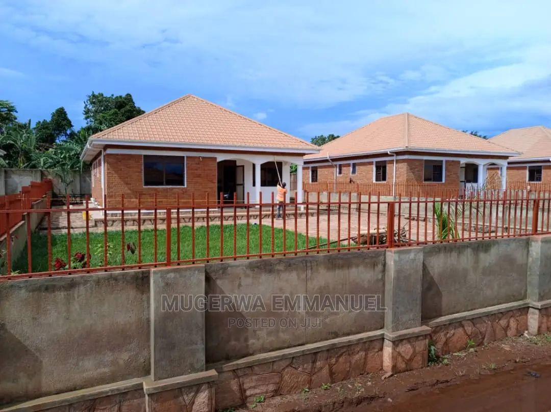 2 Acres of Land With Houses for Sale in Bwerenga Along Entee