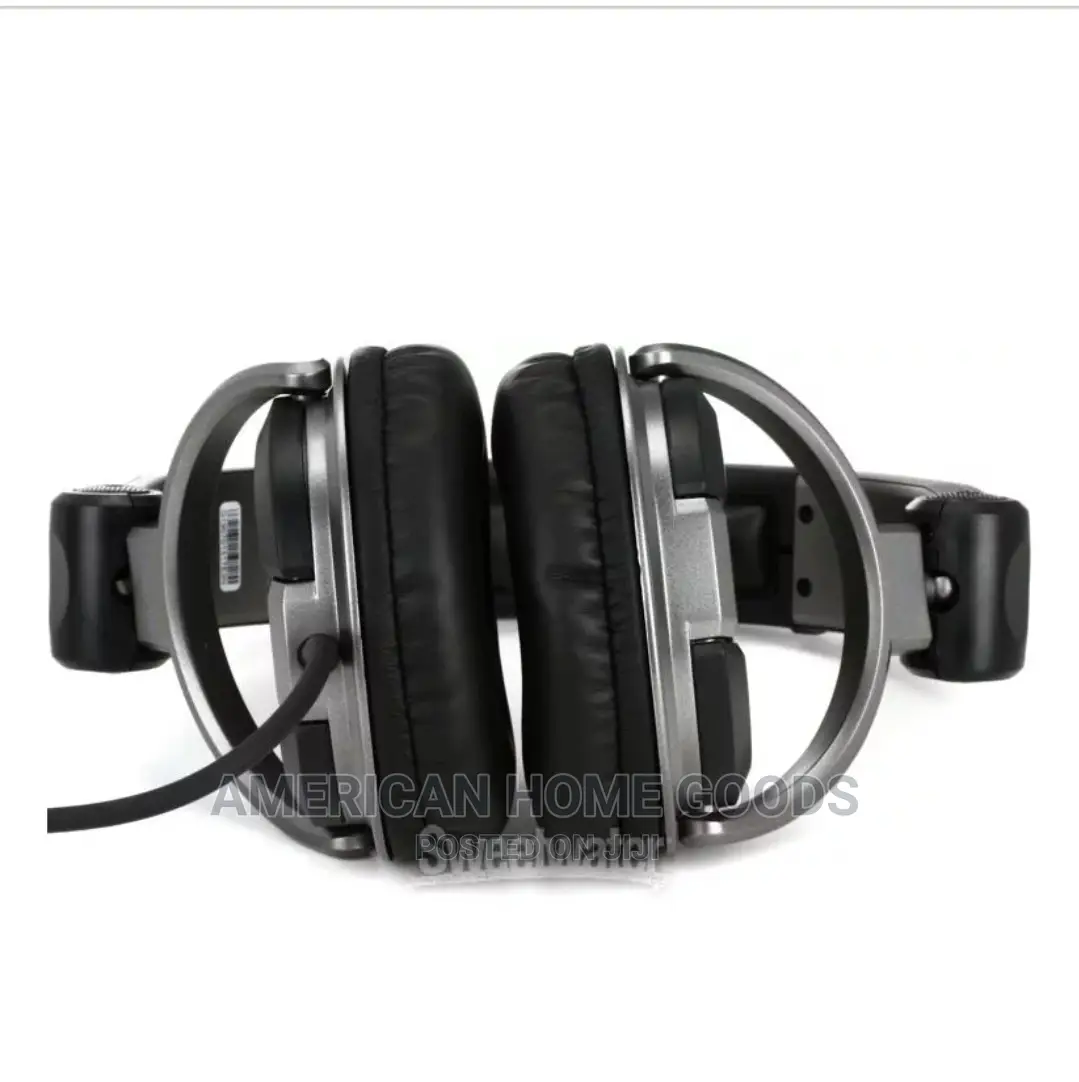 Behringer BDJ1000 Closed-back DJ Headphones
