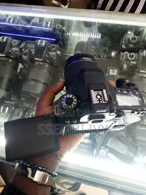 CANON EOS 80D Professional Camera.