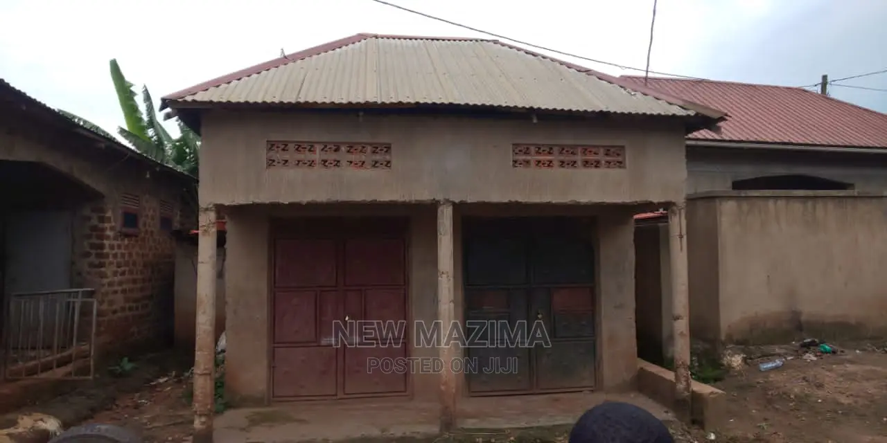 Two Commercial Single Shops on Quicksale in Kawanda Town