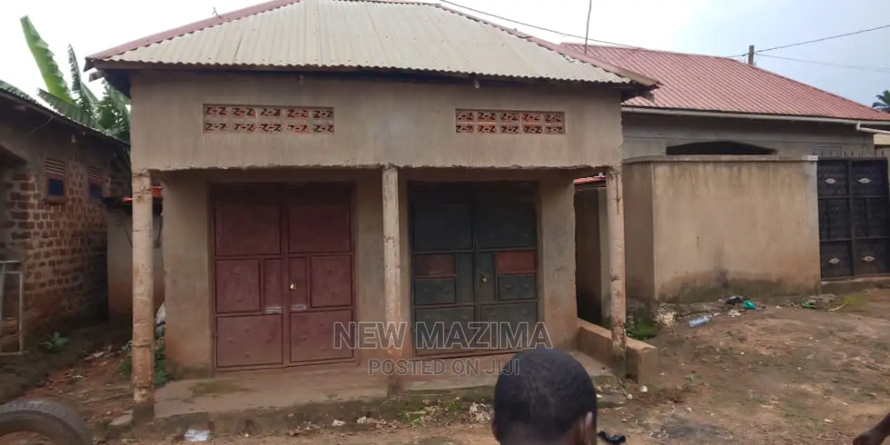 Two Commercial Single Shops on Quicksale in Kawanda Town