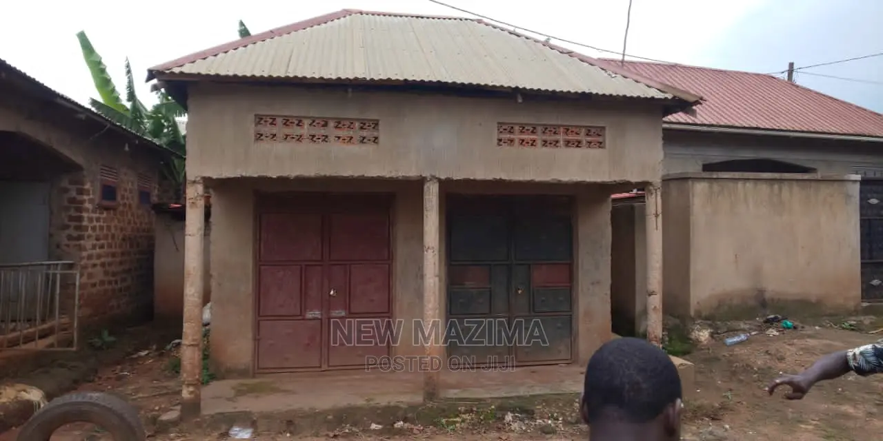 Two Commercial Single Shops on Quicksale in Kawanda Town