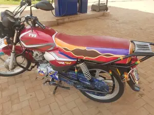 Daelim VT 125 2022 Red