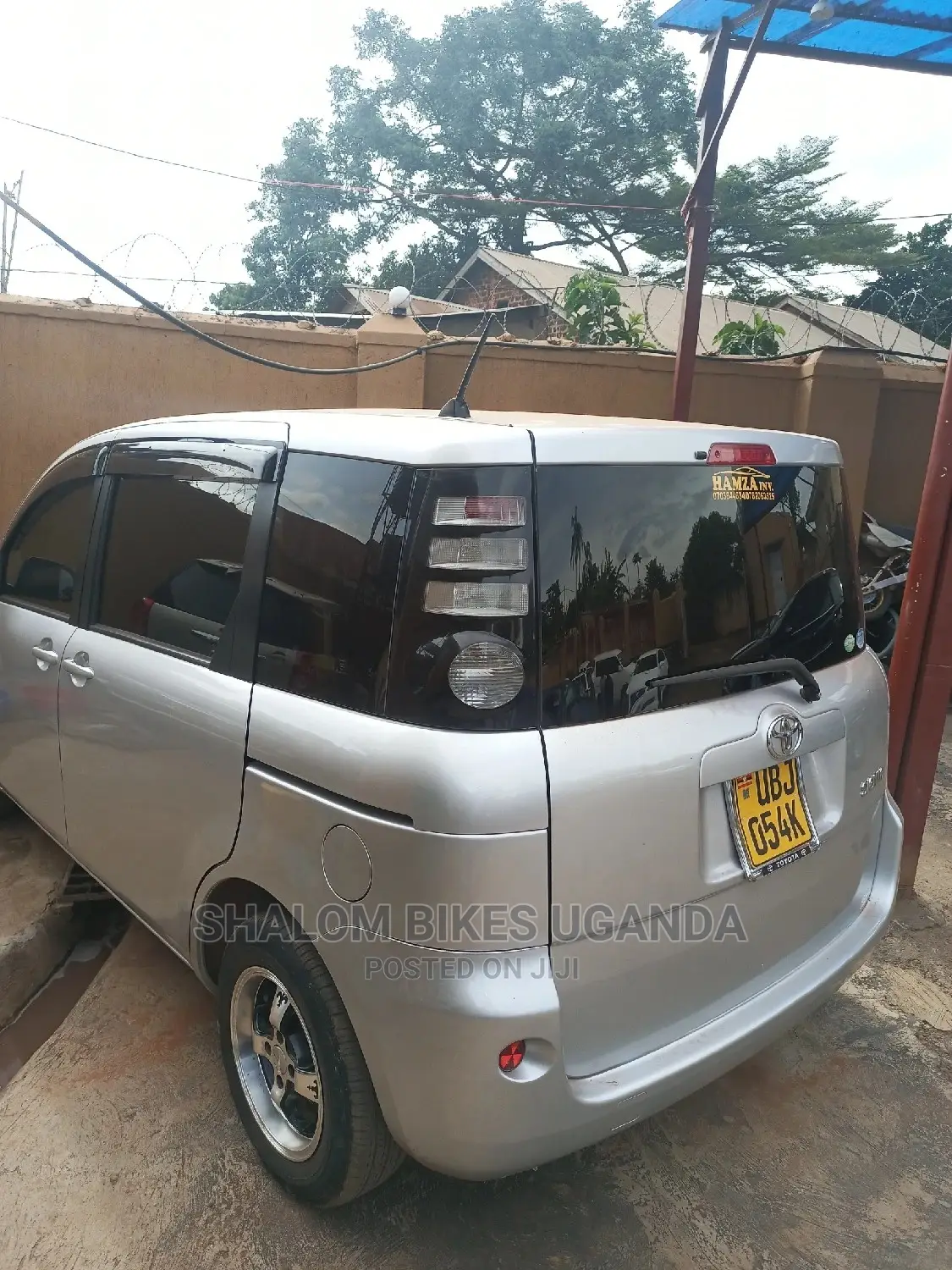 Toyota Sienta 2008 Silver