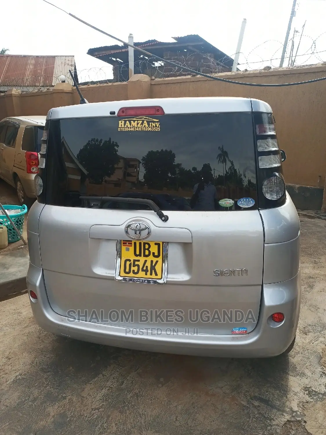 Toyota Sienta 2008 Silver