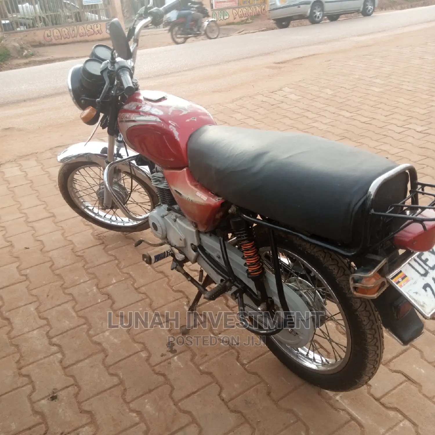 Bajaj Pulsar 180 2022 Red