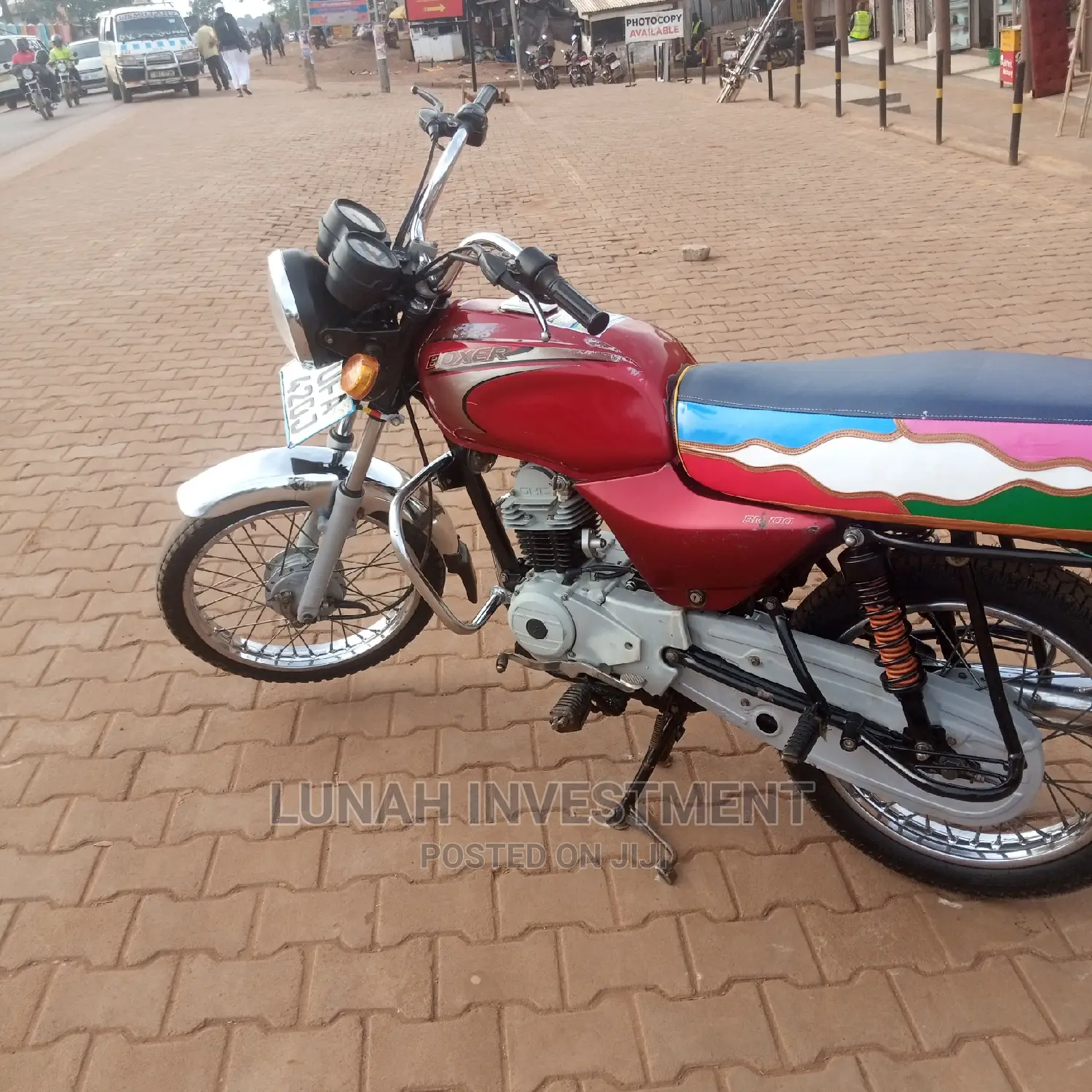 Bajaj Boxer 100 2022 Red