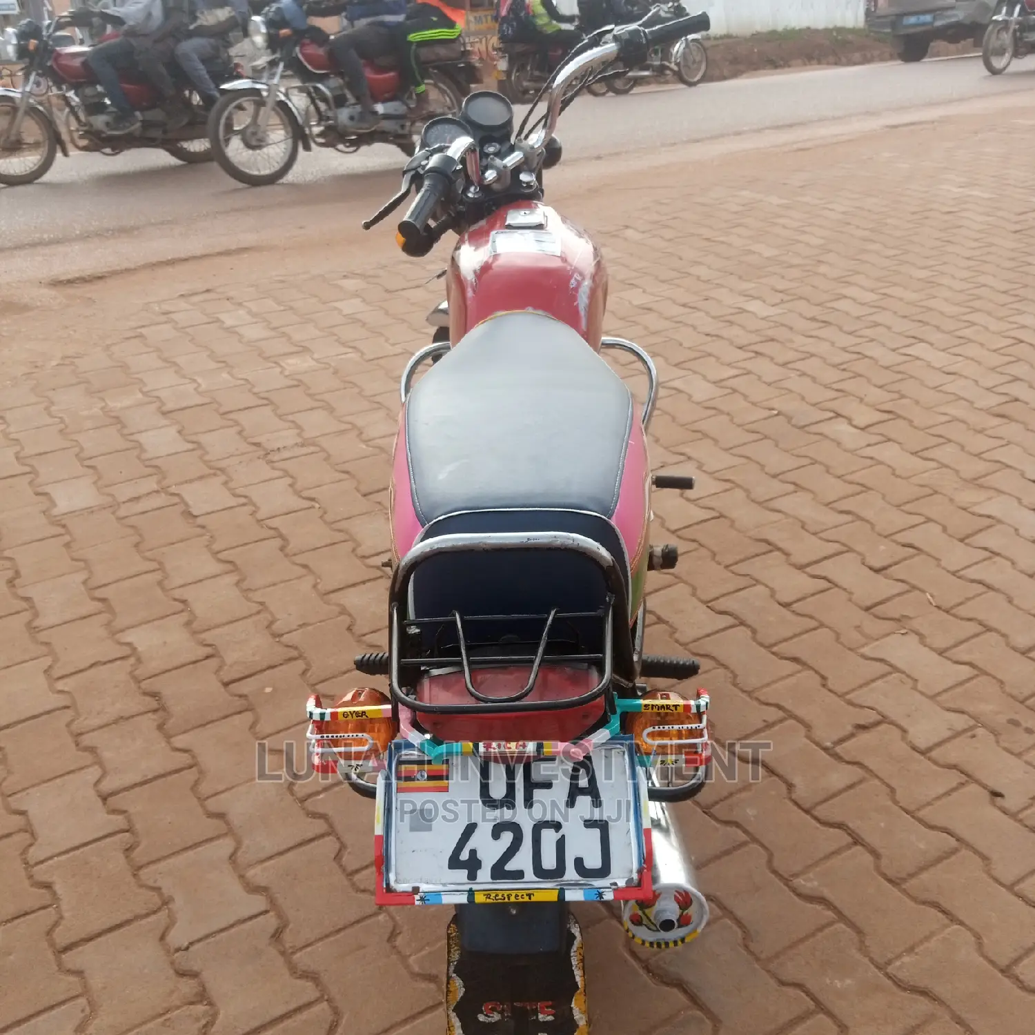 Bajaj Boxer 100 2022 Red