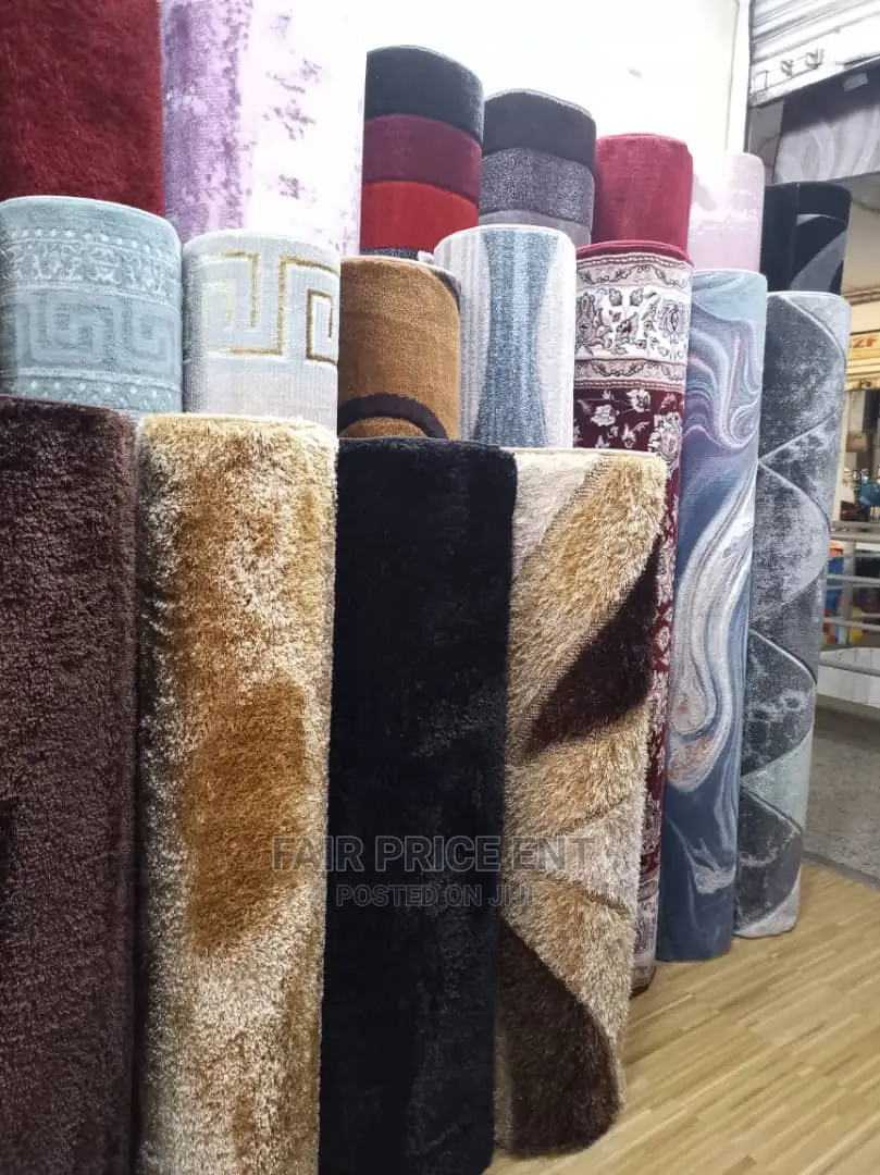 Luger Carpets Medium ( Red)