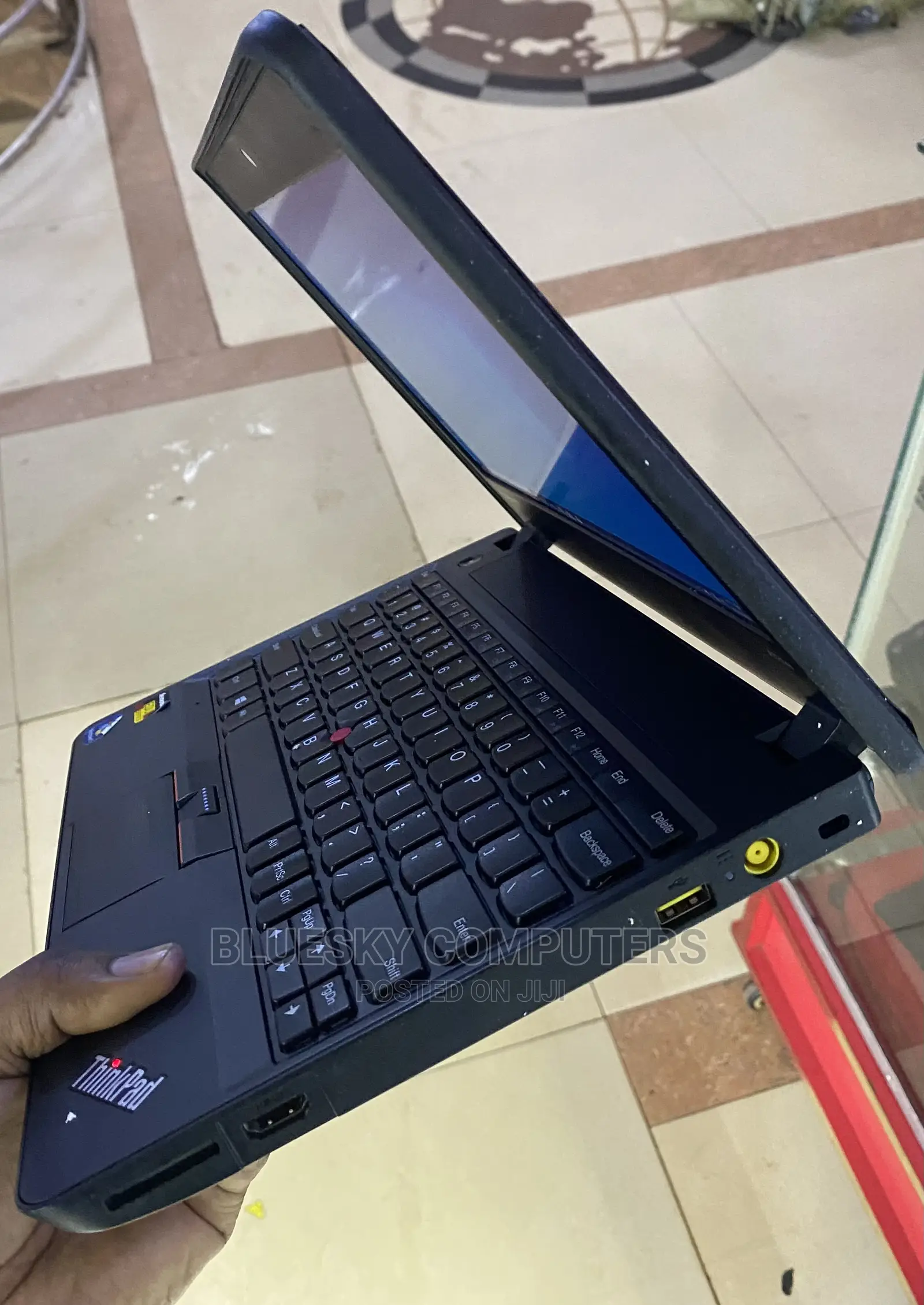 Laptop Lenovo ThinkPad X31 4GB Intel Pentium HDD 320GB