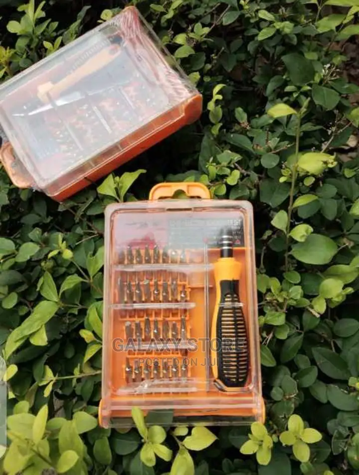 32 in 1 Electronic Screwdriver Set for Phones and Laptops