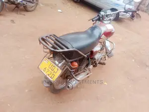 TVS HLX 125 2011 Red