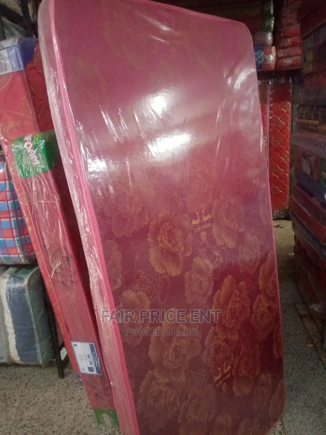 Mattress 3*6 in 4 Iches ( Red)