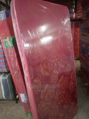 Mattress 3*6 in 4 Iches ( Red)