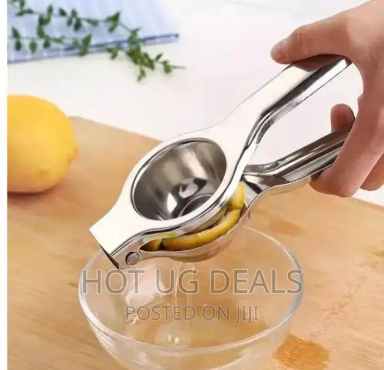 Stronh Durable Stainless Steel Lemon Squeezer- Silver