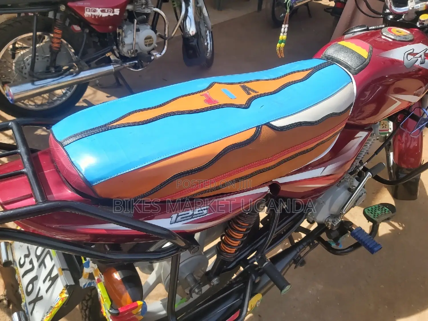 New Bajaj Boxer X125 2022 Red